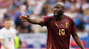 Euro 24: chip nel pallone ed il gol di Lukaku è annullato