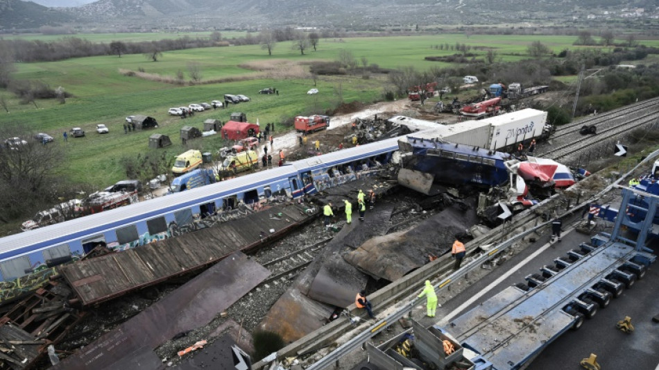 Grecia admite un "fracaso" y crece la indignación tras el mortal accidente de tren