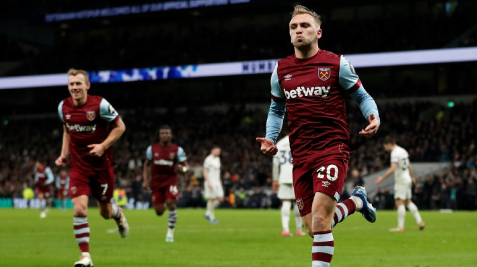 Tottenham perde para o West Ham (2-1) e segue em queda livre; Everton respira