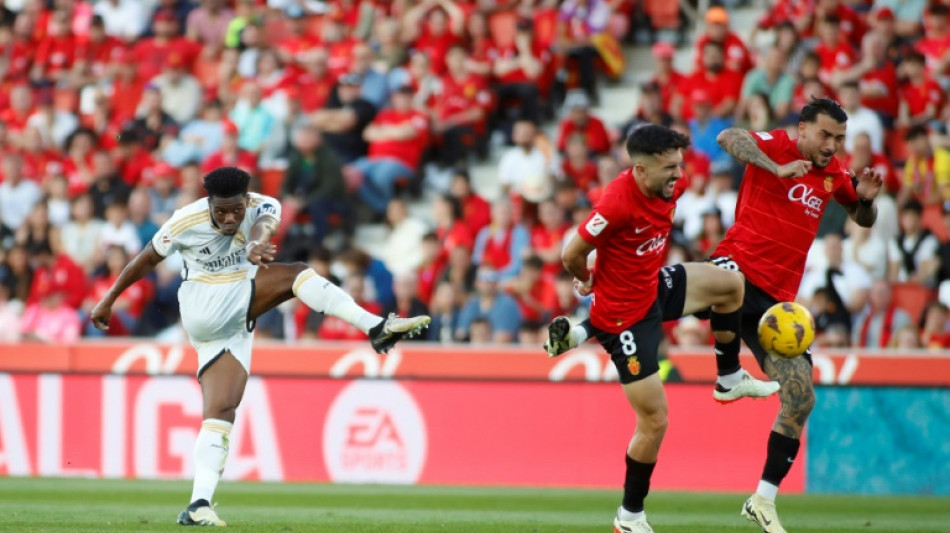 Real Madrid vence Mallorca (1-0) e segue firme rumo ao título do Espanhol