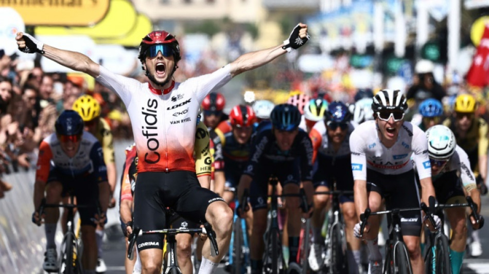 Tour de France: le Français Victor Lafay remporte la deuxième étape à Saint-Sébastien