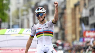 Liège-Bastogne-Liège: Evenepoel au firmament, Pogacar opéré d'un poignet