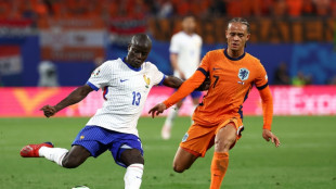 Inglaterra, França e Holanda avançam às oitavas da Euro sem jogar