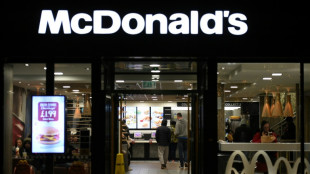 Mais de 700 empregados se unem à denúncia por assédio contra McDonald's no Reino Unido