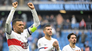 L1: le PSG brave les vents contraires et fait le trou