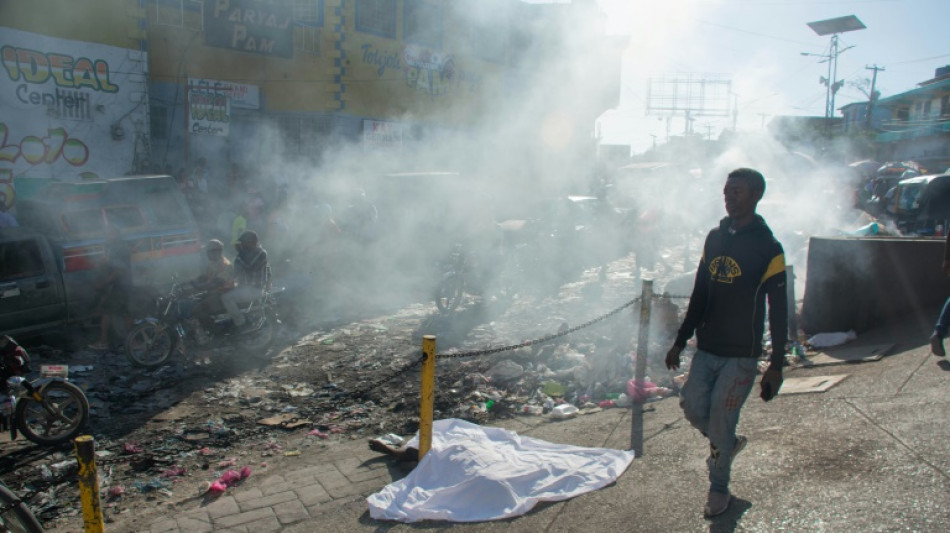 Quatorze corpos são encontrados em área nobre da capital haitiana