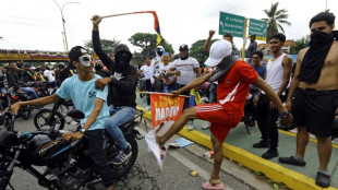 Sete países latino-americanos respondem à retirada de embaixadores da Venezuela