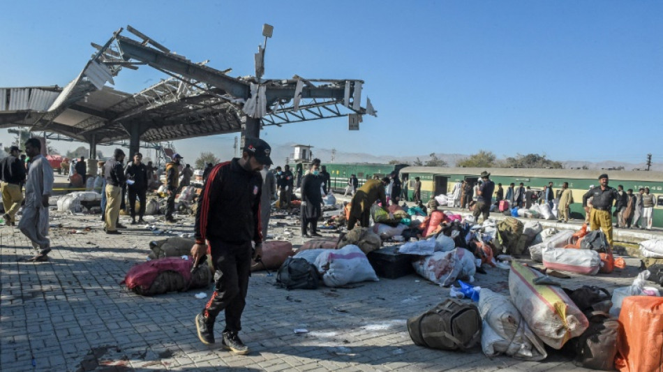 Separatistas do Baluchistão matam 26 pessoas em estação de trem no Paquistão