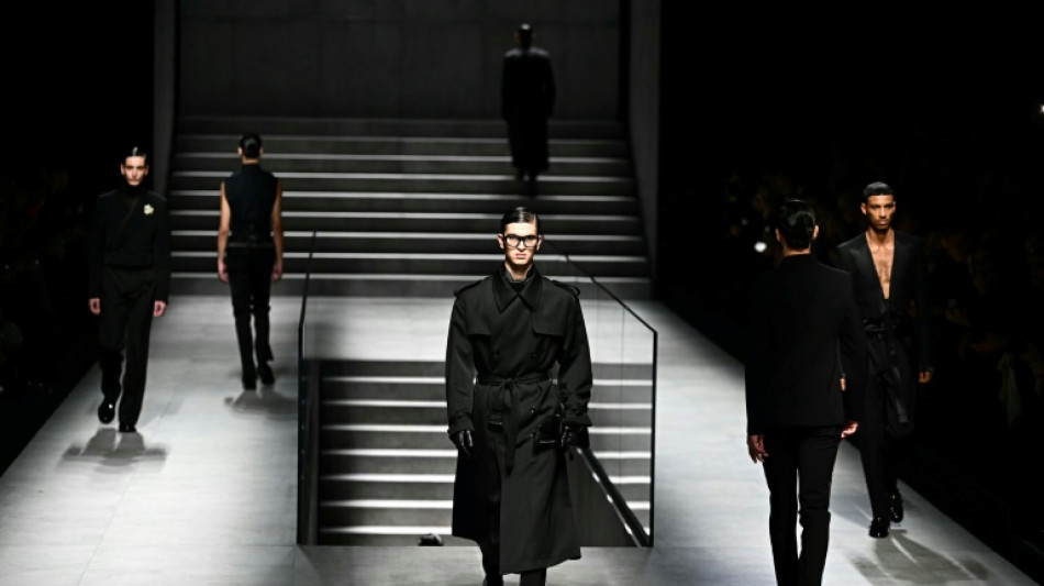 L'homme Dolce & Gabbana exalte le noir et l'élégance sobre  