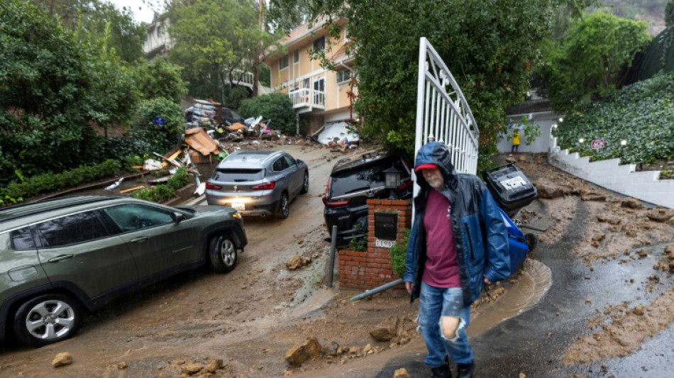 Une violente tempête fait au moins trois morts en Californie