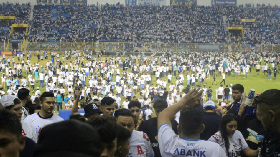 Dirigentes del club Alianza detenidos por estampida en estadio salvadoreño