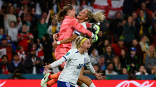 Inglaterra vence a Nigeria en penales y avanza a cuartos de final del Mundial femenino