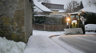 Chutes de neige et pluies verglaçantes dans le nord et l'est de la France