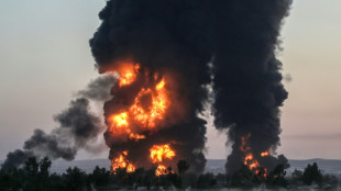 Fire at Iraqi oil refinery injures 13: official