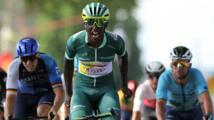 El eritreo Biniam Girmay gana al esprint la 12ª etapa del Tour de Francia