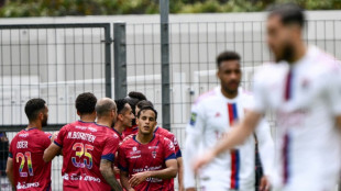 Ligue 1: Clermont douche les espoirs de Lyon