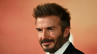 Beckham urges Man Utd flops to prove they are 'motivated'