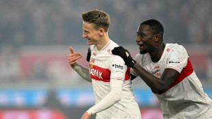 Stuttgart vence Union Berlin e se aproxima do Bayern no Alemão