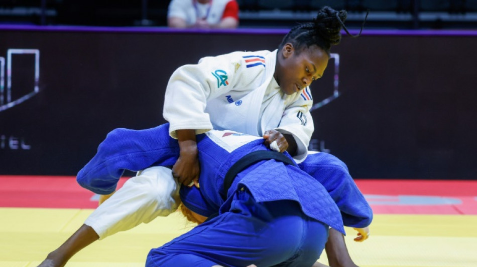 Mondiaux de judo: Clarisse Agbégnénou qualifiée pour la finale des -63 kg