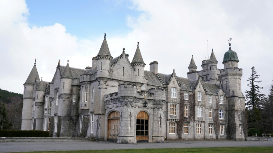 Castelo real de Balmoral quer realizar celebrações de casamento