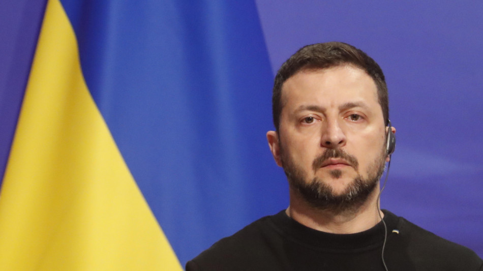 Kiev, 'Zelensky tra i ricercati? A Mosca sono disperati'