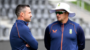 Elgar banks on shaken S.Africa bouncing back in must-win second Test