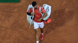 Monte-Carlo: Djokovic se prend encore les pieds dans la terre monégasque