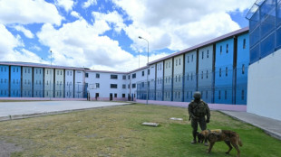 Detentos fogem de prisão militarizada no Equador visitada por jornalistas