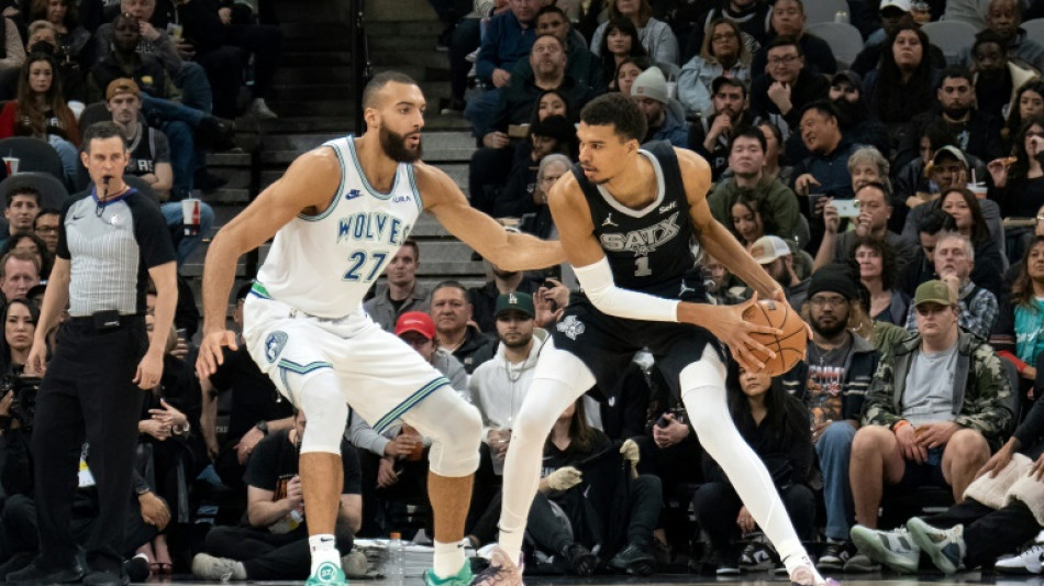 NBA: Wembanyama gagne un choc bouillant contre Gobert et les Wolves