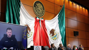 Zelensky pede apoio ao México para organizar cúpula com América Latina