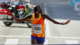 Quenianos Reline e Kiplagat reafirmam domínio africano na corrida de São Silvestre