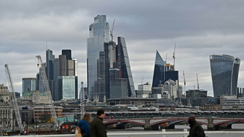 UK urged to cleanse 'stain' of dirty Russian money