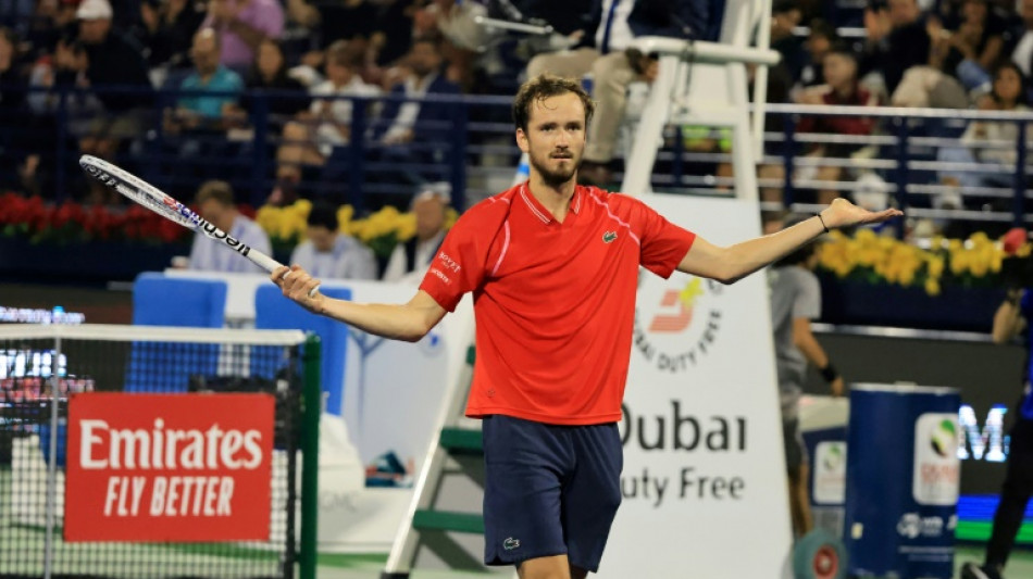 Tennis: Medvedev s'impose à Dubaï, son 3e titre en trois semaines