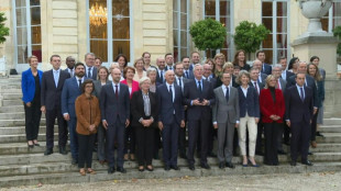 Barnier prépare sa feuille de route avec ses ministres et esquisse quelques pistes fiscales