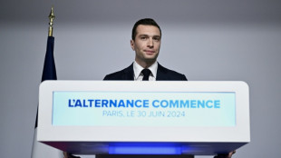 Extrema direita vence 1º turno das eleições legislativas na França