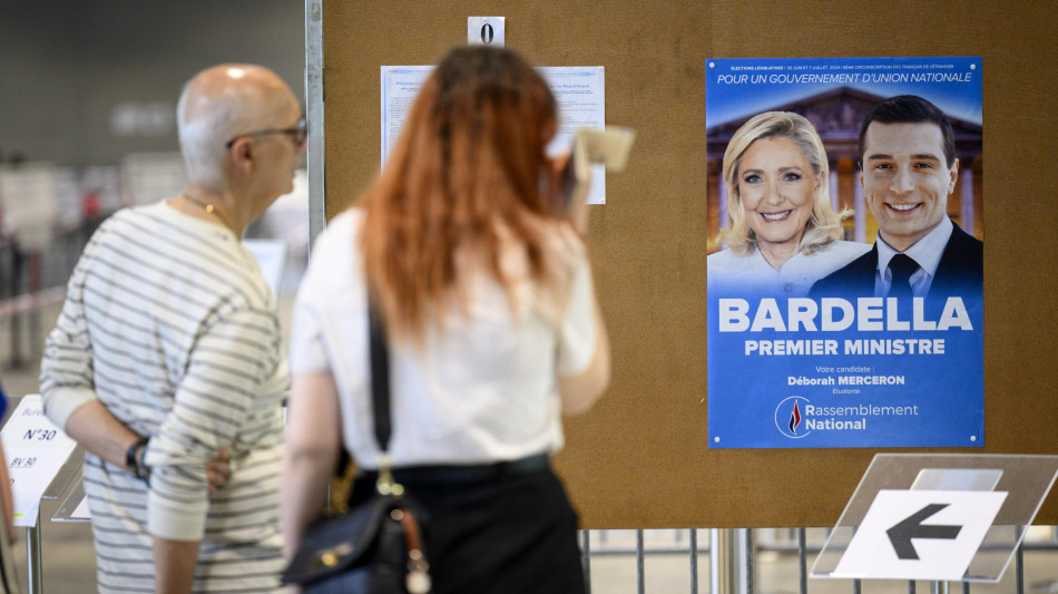 Stop alla presentazione delle liste in Francia, 218 desistenze