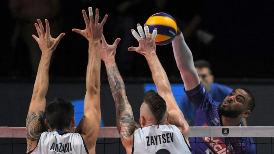 Volley/Ligue des nations: la France bat l'Italie 3-0 et rejoint les Etats-Unis en finale