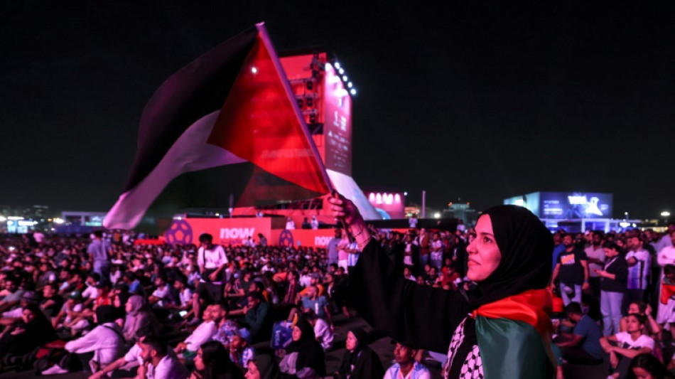 Mondial: les drapeaux palestiniens flottent, les Israéliens discrets 