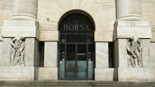 Borsa: Milano chiude sui massimi di seduta, Ftse Mib +1,3%