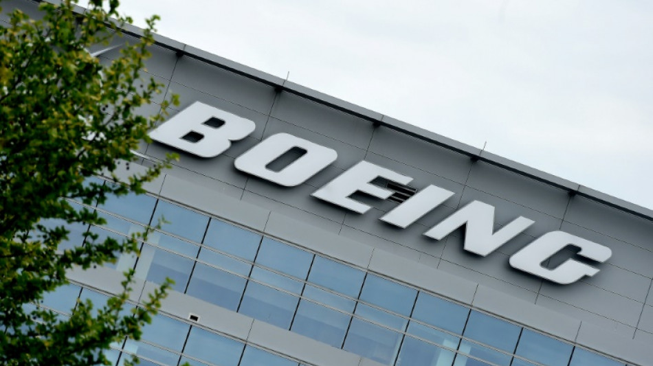 Boeing-Chef räumt nach Notlandung von Passagiermaschine "Fehler" ein