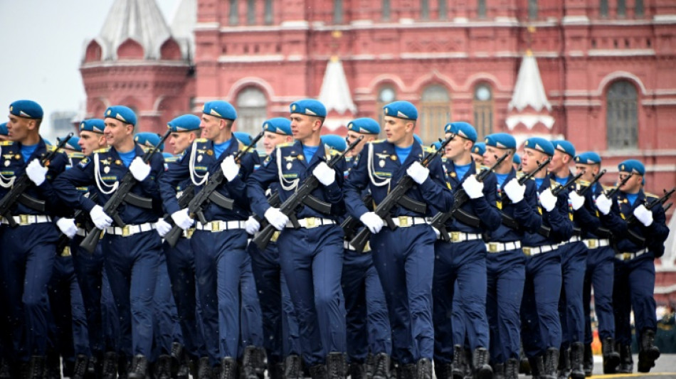 Putin droht bei Militärparade in Moskau mit Atomstreitkräften