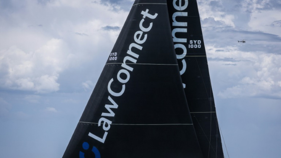 Voile/Sydney-Hobart: Andoo Comanche et LawConnect au coude à coude 