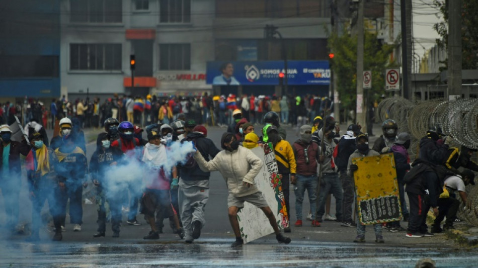 Equateur: onzième jour de manifestations, le gouvernement lâche un peu de lest