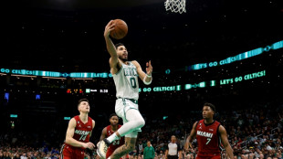 NBA: Les Celtics et les Suns cartonnent, grâce à Tatum et Booker étincelants