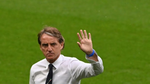 Italie: Mancini contre-attaque, Spalletti en pole pour lui succéder